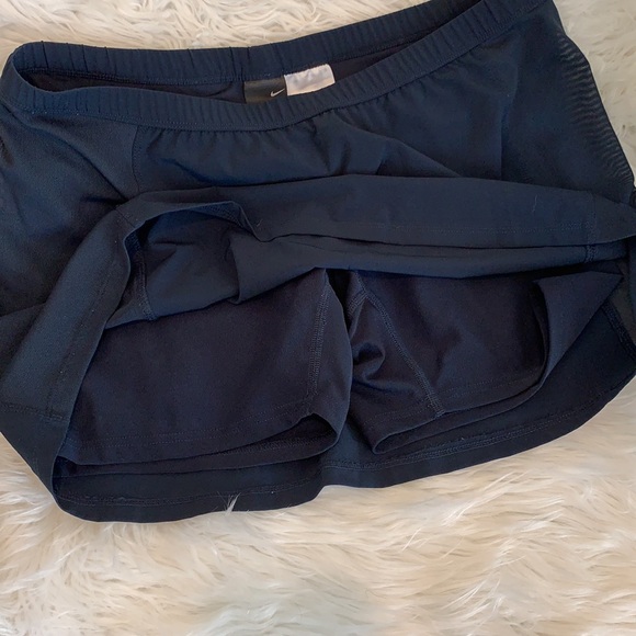 Tennis skort - Picture 3 of 3